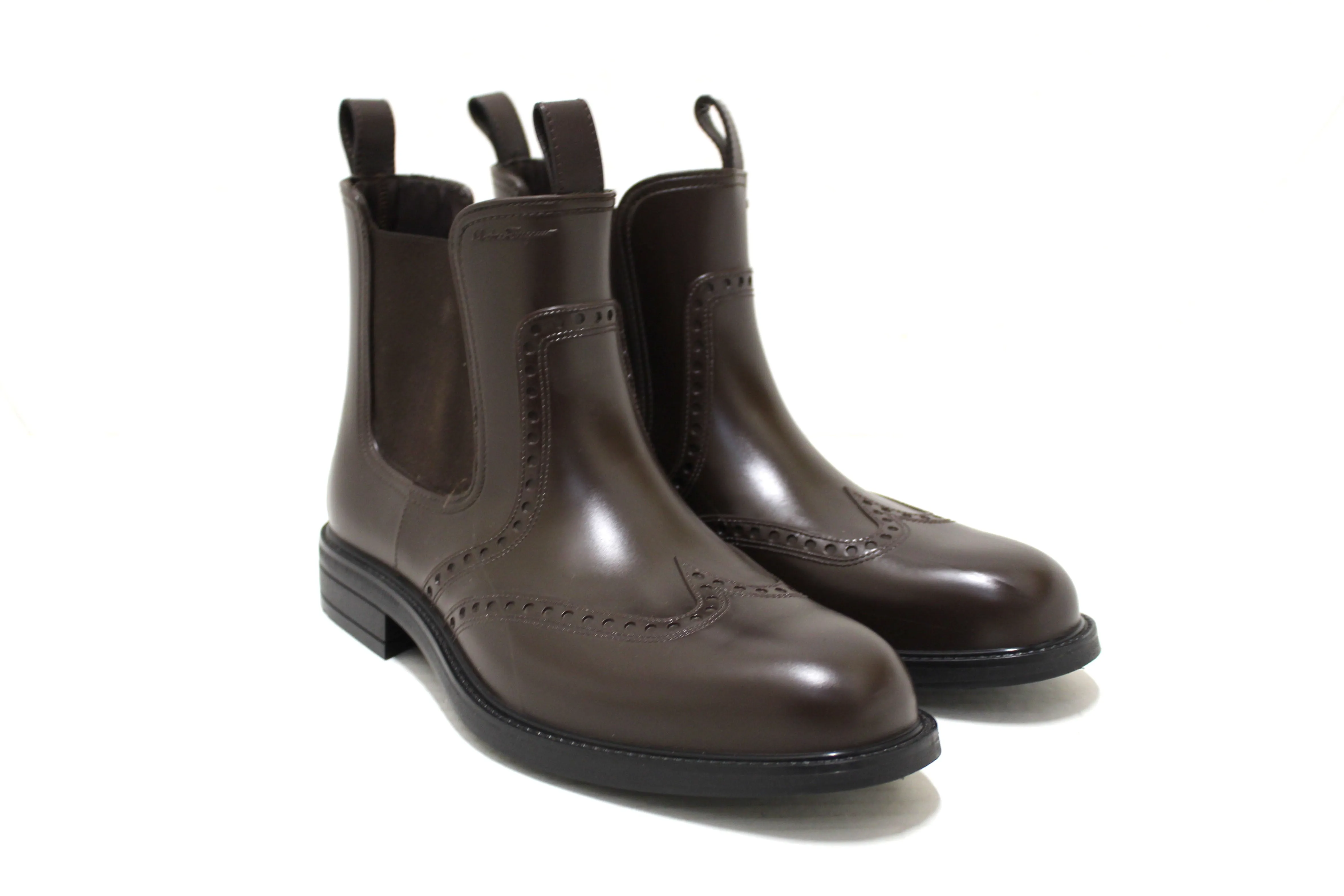 Authentic Salvatore Ferragamo Men's Chestnut Rubber Wingtip Brown Boots Size 7