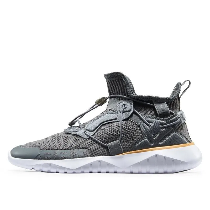Outdoor Breathable Hiking Shoes Men Lightweight Walking Trekking Wading Shoes Sport Sneakers Men Outdoor Sneakers Male