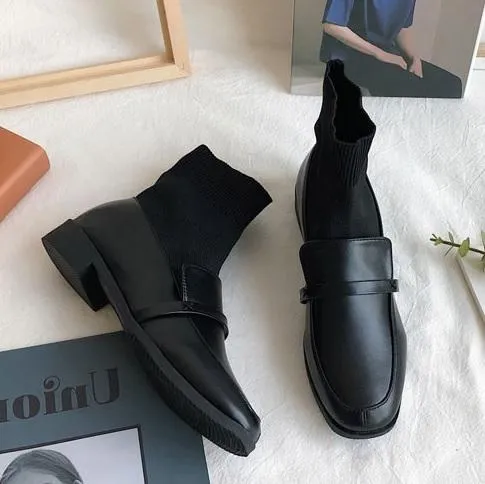 Vintage Aesthetic Girl Black Matte Loafers Boots