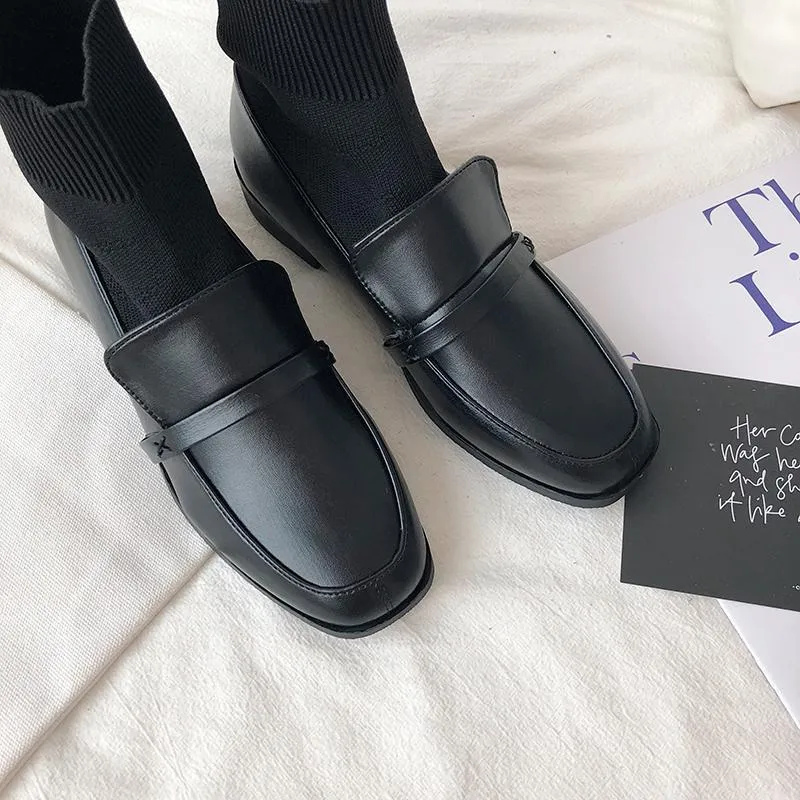 Vintage Aesthetic Girl Black Matte Loafers Boots